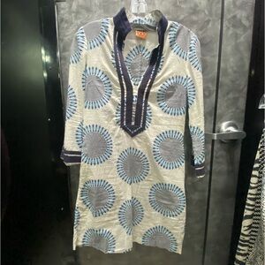 ISO TORY BURCH sunflower dress in a size 6! Seeking this dress! TY🌷